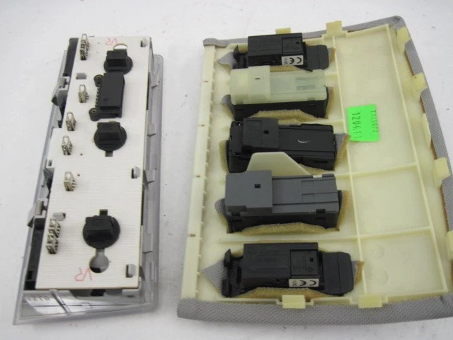 ROOF MOUNTED OVERHEAD CONSOLE BMW 545i 2005 05 814855 Foto 2 de 4