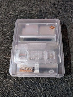 Super Nintendo SNES Konsole PAL Version - Clear Case  - Weiße Power LED