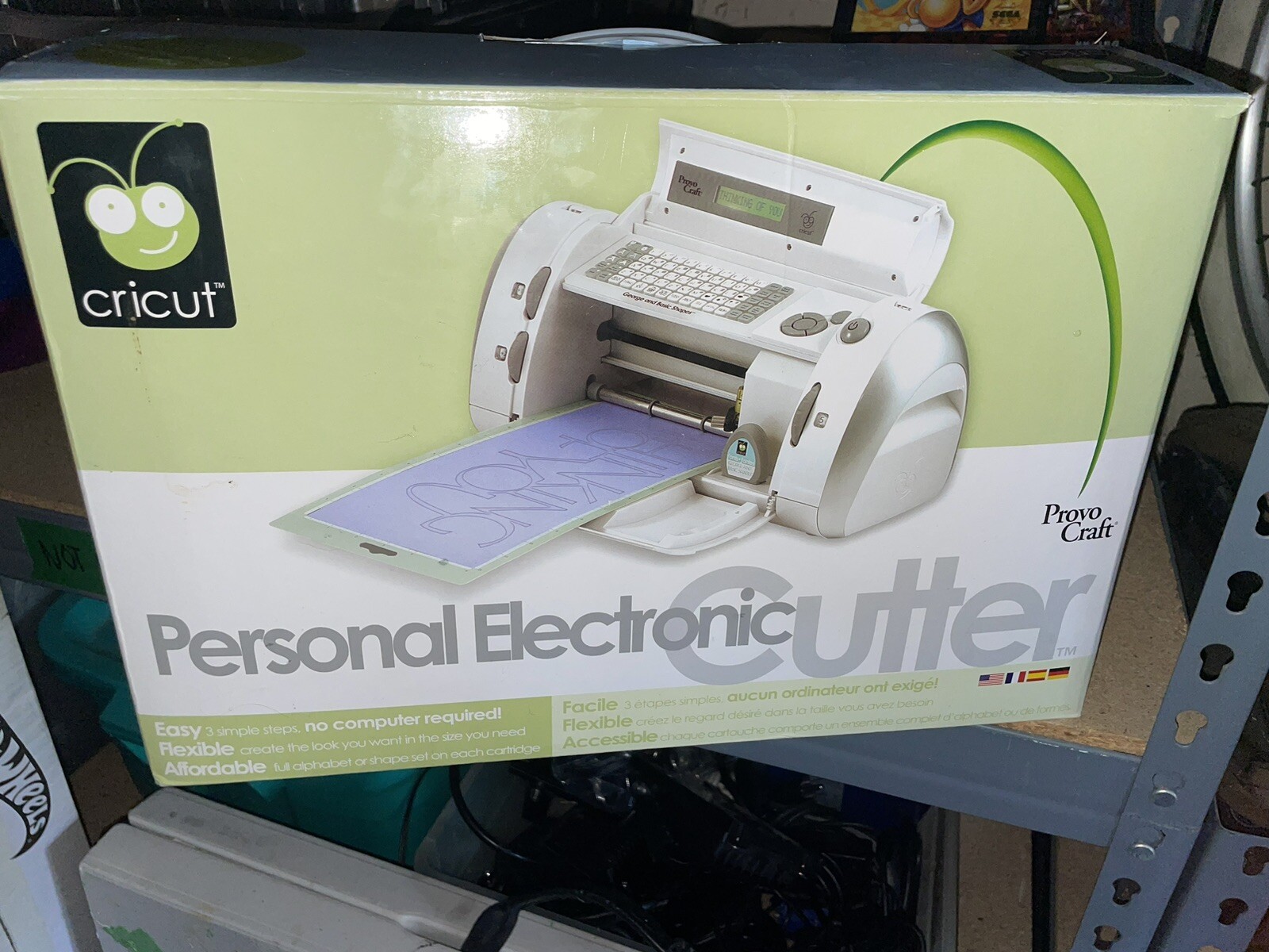 Cricut Personal Cutter Machine BUNDLE w/4 CARTRIDGES, MANUALS CRV001