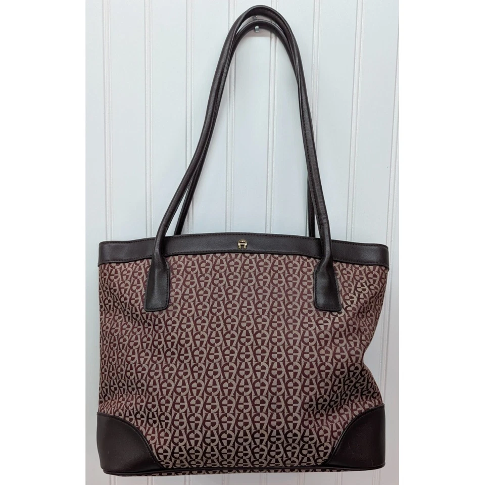 Bolso de Mano Etienne Aigner Monograma Marrón Borgoña Cartera de Hombro Imitación Cuero Borde Foto 4 de 4