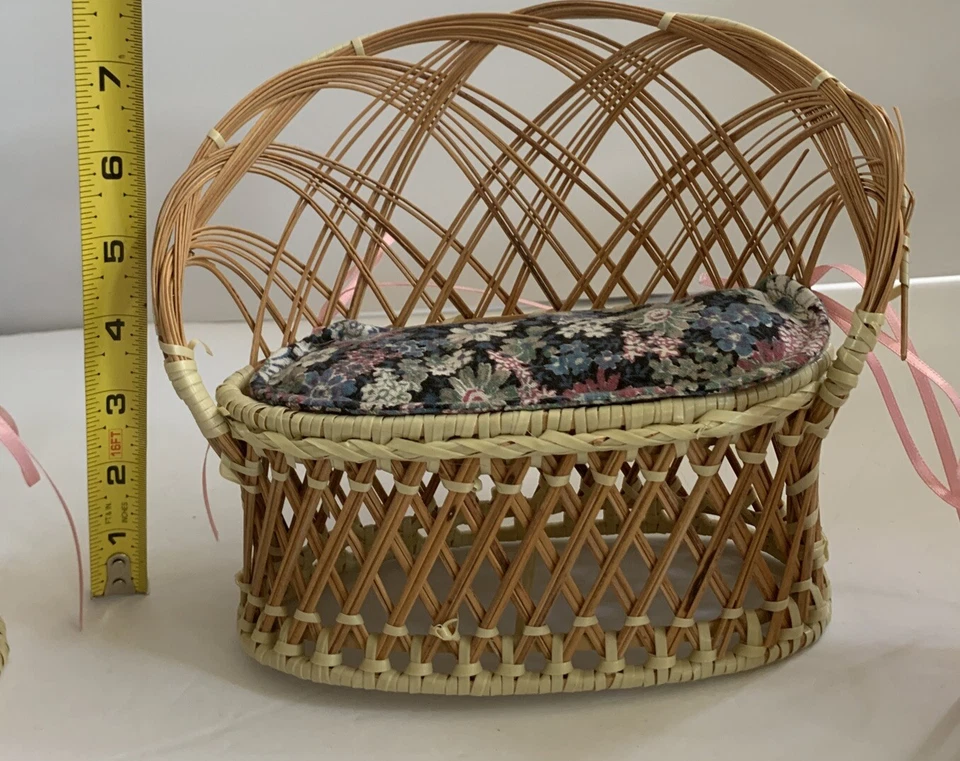 VTG Doll Barbie Furniture Wicker Rattan Patio Sofa+ 4Chairs,5 Pads MCM Boho 10pc - Image 3 of 4