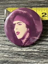KISS BUTTON Pin Badge Elder Paul Stanley Fridays Concert Vintage Kiss Aucoin Era