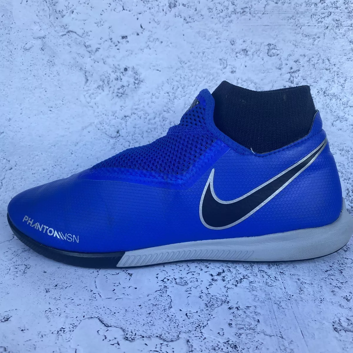 Phantom vision hotsell nike blue