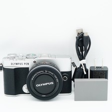 Near Mint / 497 Counts OLYMPUS PEN E-P7 14-42...