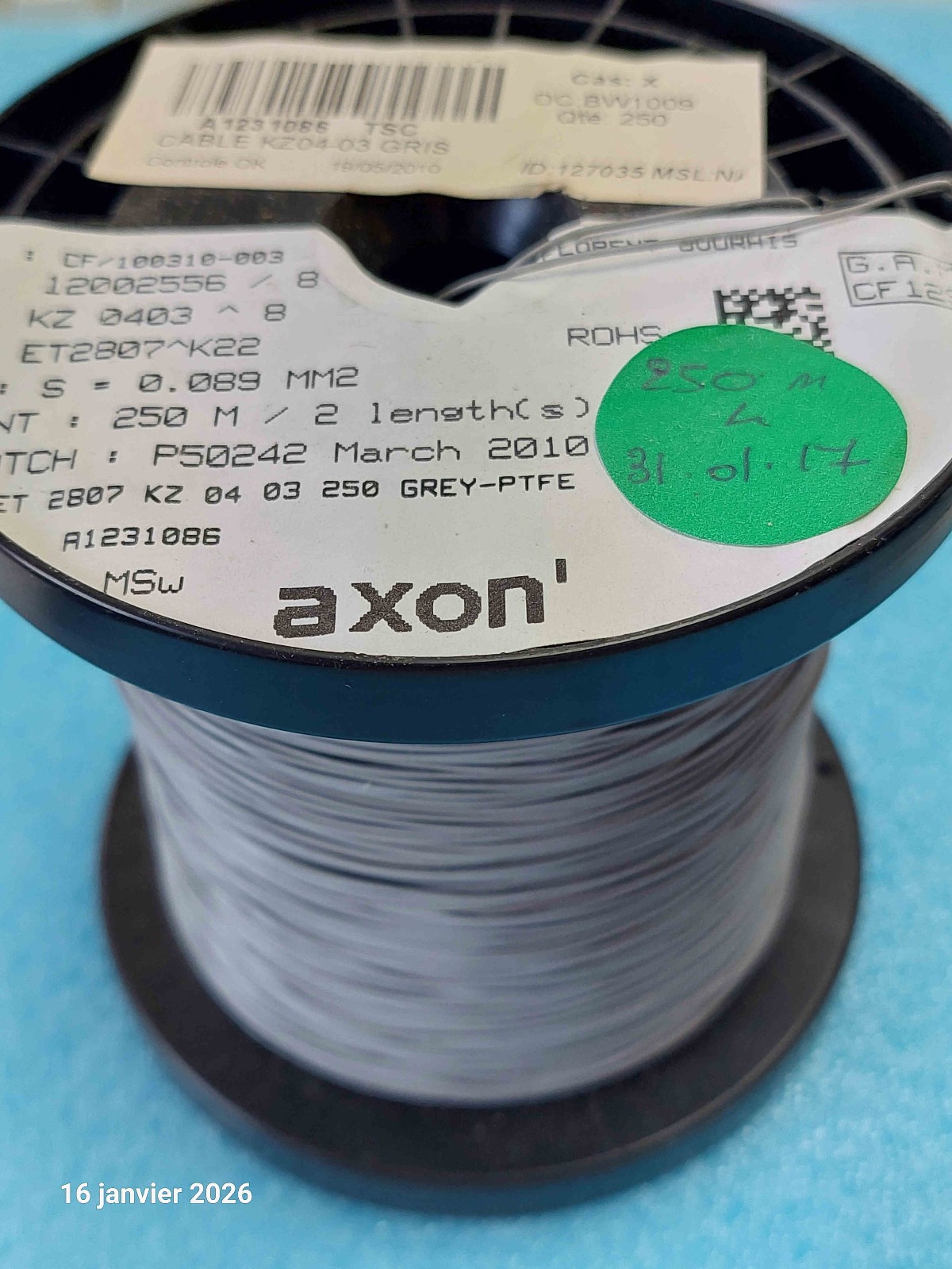 Fil gris KZ0403 haute performance isolant PTFE ET2807 pour électronique de pointe