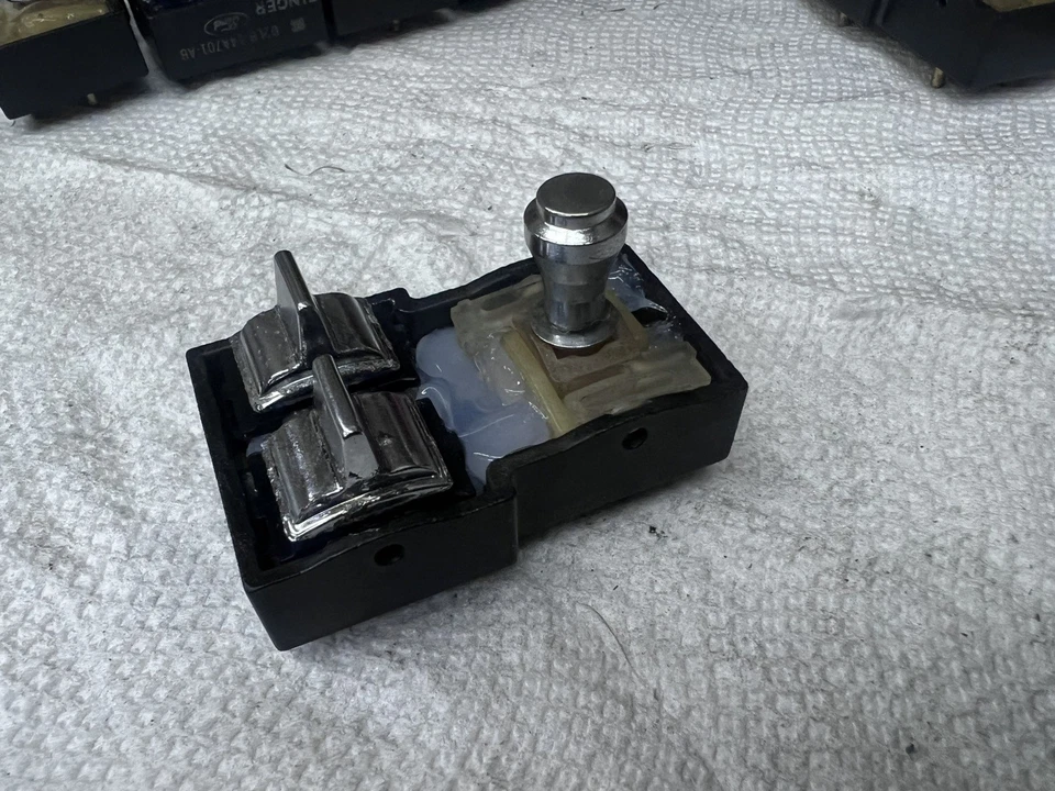 Lincoln Continental Mark IV V 1972-1979 coche urbano reconstruido interruptor de asiento seis vías Foto 2 de 4