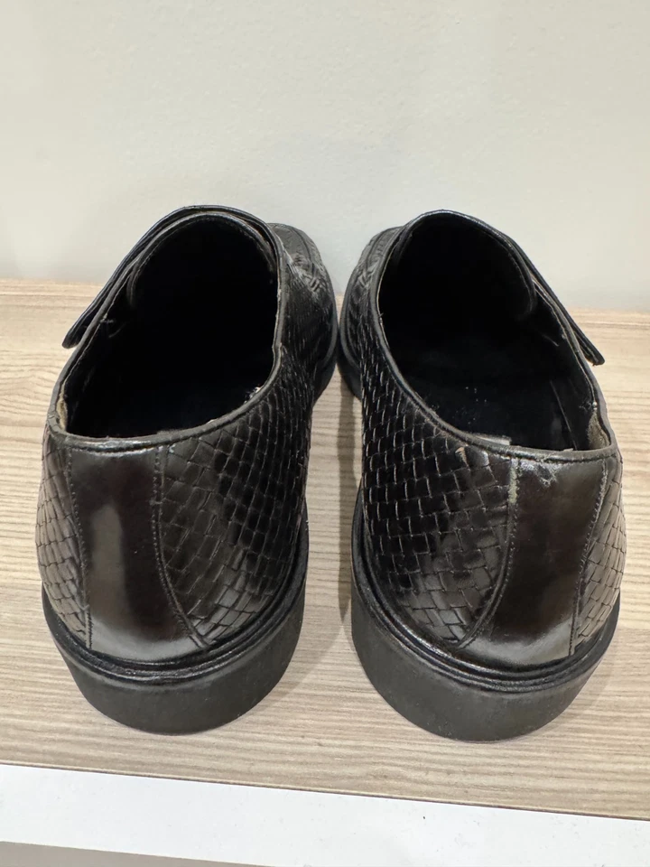 Mocassim social masculino Mezlan tamanho 10 tecido de couro preto com alça fácil - Imagem 4 de 4