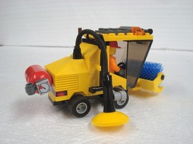 LEGO CITY #7242 Street Sweeper, 100% Complete, pre-owned, RETIRED