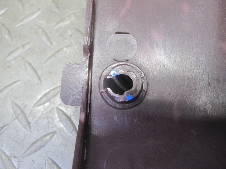 86-92 TOYOTA SUPRA MA70L MK3 MALETERO TRASERO ESCOTILLA EMBELLECEDOR CENTRAL CUBIERTA PANEL GRANATE OEM Foto 4 de 4