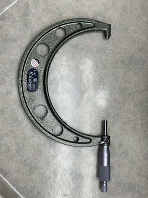 Mitutoyo No 103-220 5-6  Outside Micrometer .0001  Resolution