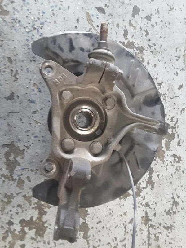 Subaru XV Crosstrek 2014-2017 pasajero husillo delantero derecho nudillo OEM Foto 2 de 4