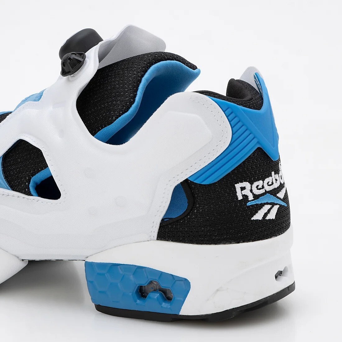 Reebok Instapump Fury 94 Lost OG White Black Blue 100074689 Reebok Instapump Fury 94 Lost OG White Black Blue 100074689