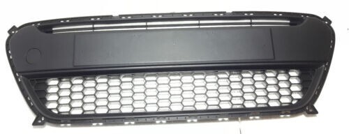 Kia Picanto 2011–2017 Front Lower Centre Grille | 5-Door Hatchback OE 865691Y000 - Picture 3 of 9