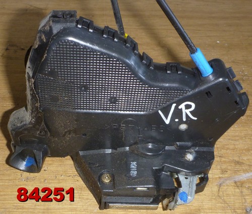 Türschloß vorn rechts Toyota Corolla Kombi 1,6VVT-i 81/110 EZ:02.05 (84251)