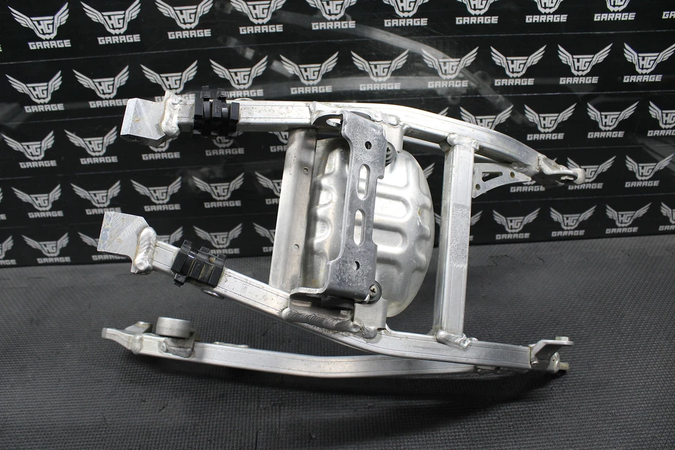 2011 10-13 YAMAHA YZ450F OEM REAR BACK SUB FRAME SUBFRAME RAIL 33D-21190-00-00 Foto 2 de 4