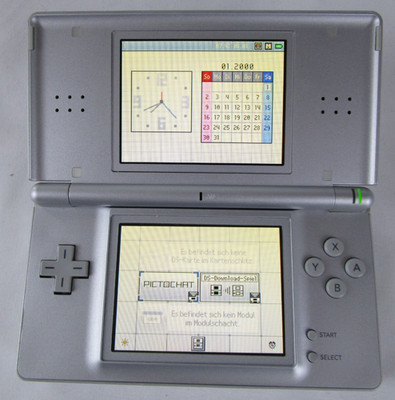 Nintendo DS Lite in silber + USB Ladekabel