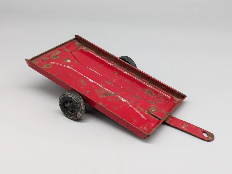 Vintage 8.5" Farm Diecast Metal Flat Red Hay Trailer + 2 Farm Cows Lot - Image 2 of 4