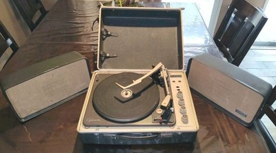 KLH Model 11 Portable Stereo Turntable (No Cables Not Tested)