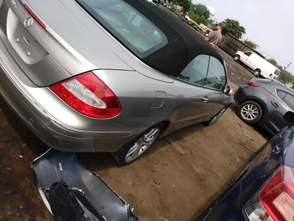 Mercedes-Benz CLK 2006 puerta derecha dorada 2 puertas conv usado pieza OEM 604396 Foto 4 de 4