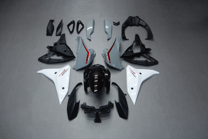 Carénage complet Yamaha Tracer 900 GT 2018-2020 en ABS noir mat