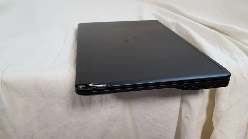 READ DESCRIPTION! Dell latitude e7250 12.5" Laptop Intel Core i7-5600U 8GB 256GB - Image 4 of 4