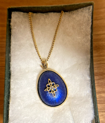 #ad Vintage Avon Necklace Royal Impressions North Star Blue Gold Tone 16quot; Excellent $9.99
