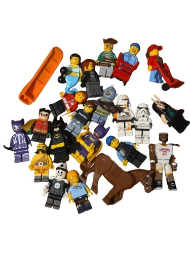 LEGO Minifigure Lot Batman Catwoman Star Wars + Horse Mixed Figures Bundle (21)