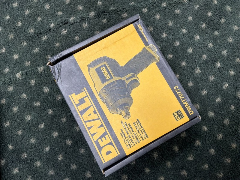 Dewalt DWMT70773L 1/2" Heavy-Duty Pneumatic Impact Wrench