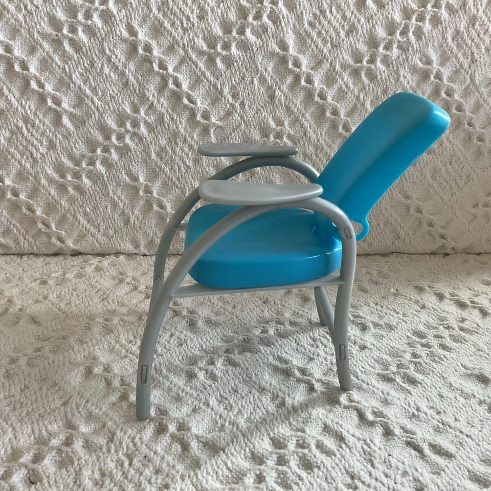 Barbie Cool Lookz 2003 peluquería silla azul reclinable  Foto 3 de 4