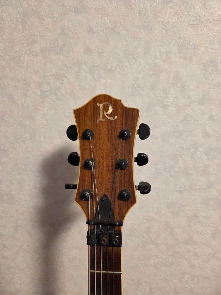 B.C. Rich Mockingbird E-Gitarre mit Halsriss und sichtbaren Kratzern - Bild 4 von 4