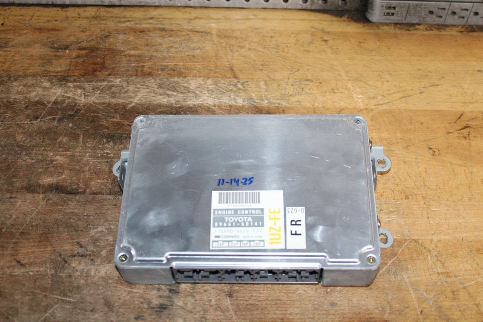 1993 1994 LEXUS LS400 ECU ECM MÓDULO DE CONTROLE DE COMPUTADOR MOTOR 89661-50141 - Imagem 2 de 4