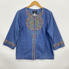 Chaqueta de mezclilla BOB MACKIE WEARABLE ART azul medio jean bordado atrapasueños