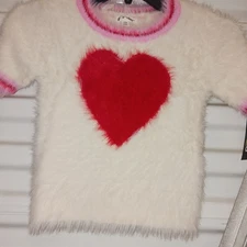 Girls Size 8 MED Plush Faux Fur Heart Sweater. New Art Class