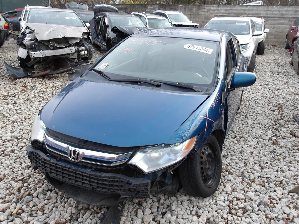 Used Right Tail Light Assembly fits: 2013 Honda Insight Right Grade B - Image 4 of 4