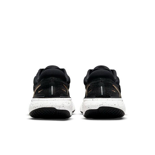Size 8 Nike ZoomX Invincible Run Flyknit Black Metallic Gold