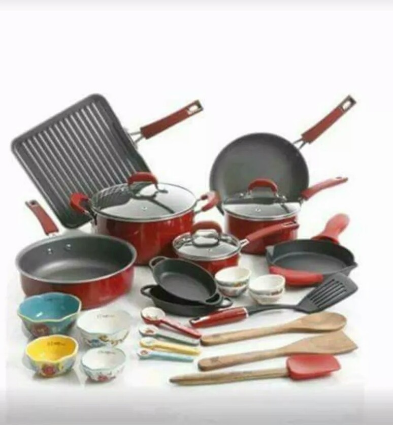The Pioneer Woman 30 pc Vintage Speckle 30-Piece Cookware Combo