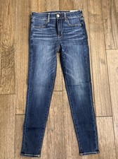 American Eagle Outfitters Women  s Next Level Stretch Jeans Size 6 New With Tags