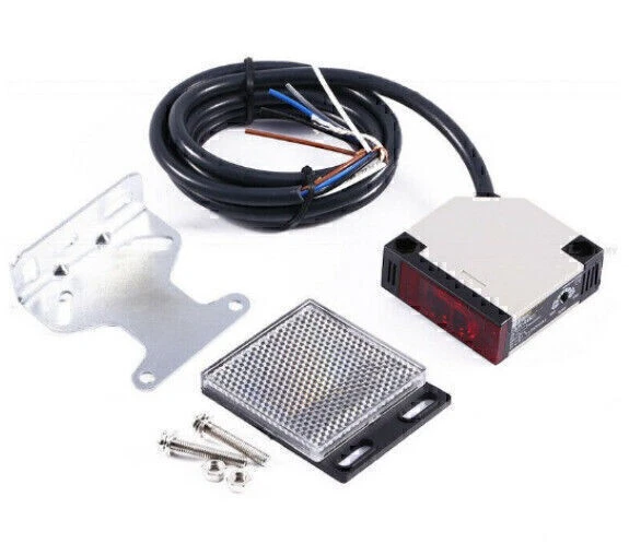 Lichtschranke Widerschein Reflexlichtschranke Sensor E3JK-R4M1 AC90-250V 3A DHL - Bild 3 von 4