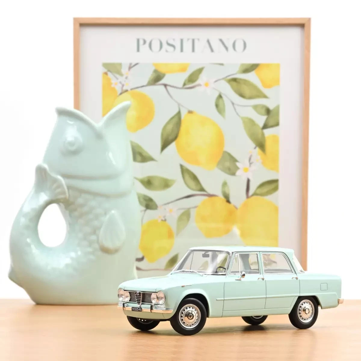 Alfa Romeo Giulia TI 1964 Bleu Ciel 1/18 - Voiture miniature Norev 187974