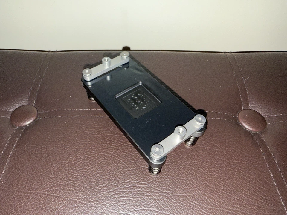 Apple Mac Pro 2019 CPU Heatsink Mount Kit OEM - Image 4 of 4