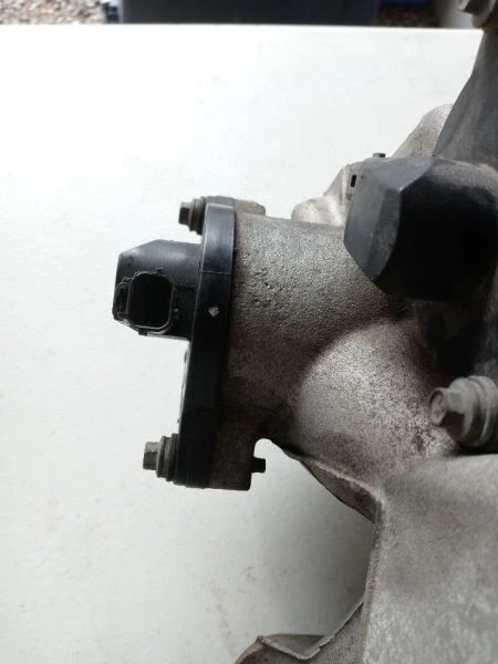 Colector de admisión superior Jaguar X 2002-2008 OEM 1X4E-9424-EH Foto 4 de 4