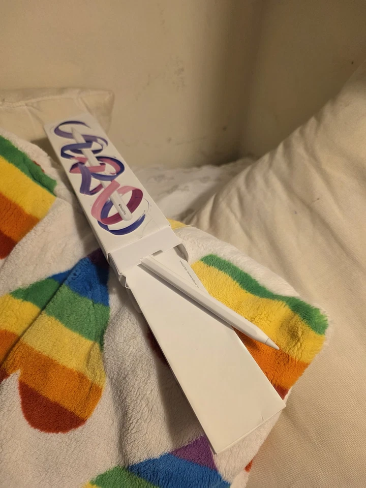 Apple Pencil Pro MX2D3AMA -OPEN BOX! - Image 4 of 4