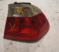 Feu arrière BMW 325