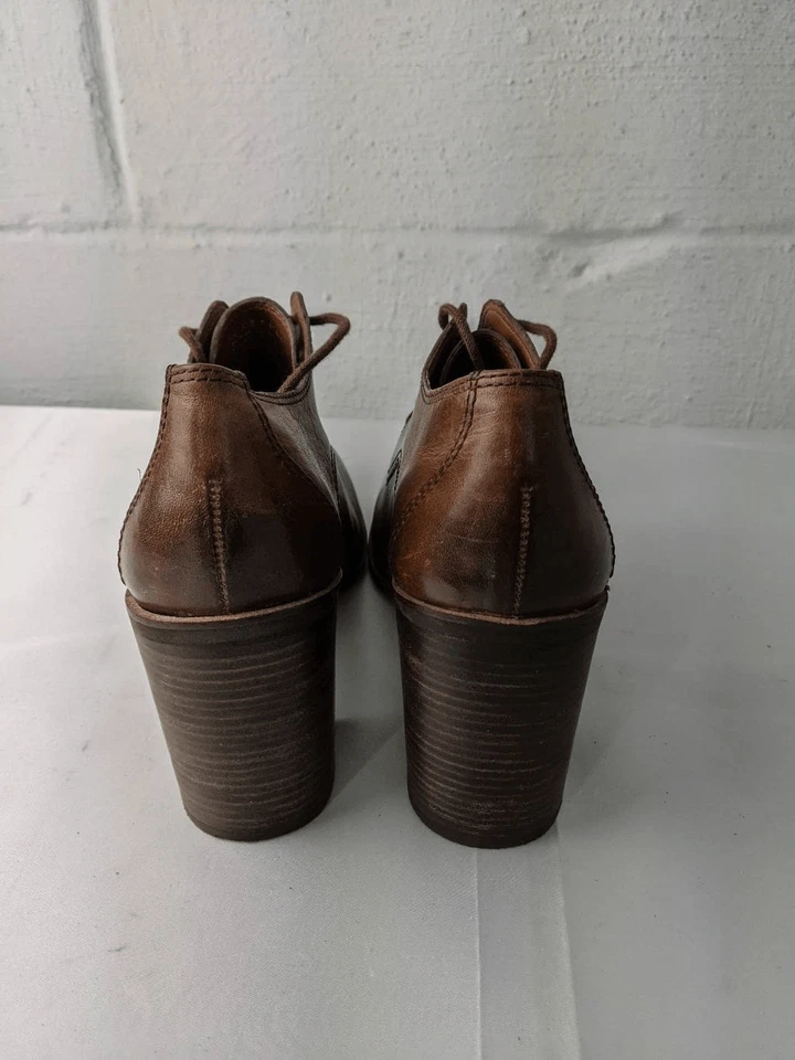 Lucky Brand Womens Size 8.5 M Brown Leather Laces Ankle Fashion Western Boots - Image 4 of 4