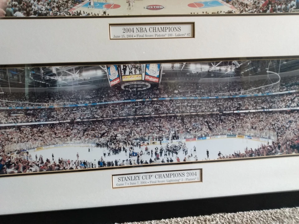 2004 NBA Champions Detroit Pistons - Stanley Cup Champions 2004 Tampa Bay Light - Imagem 4 de 4