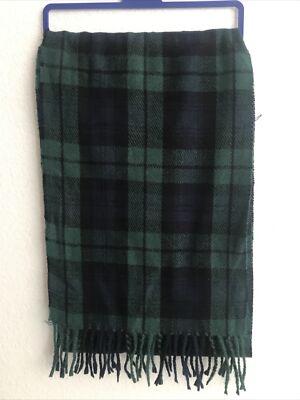 APT. 9 Woven Blackwatch Scarf OS Green Retails $32 (APO-76-1)