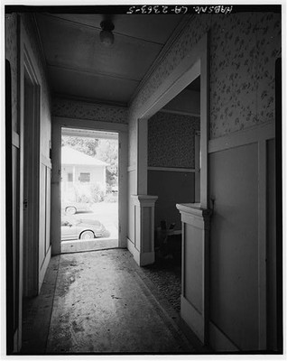 Photo:San Jose CA Pietro Bava House 1930s Interior Front Door Hallway