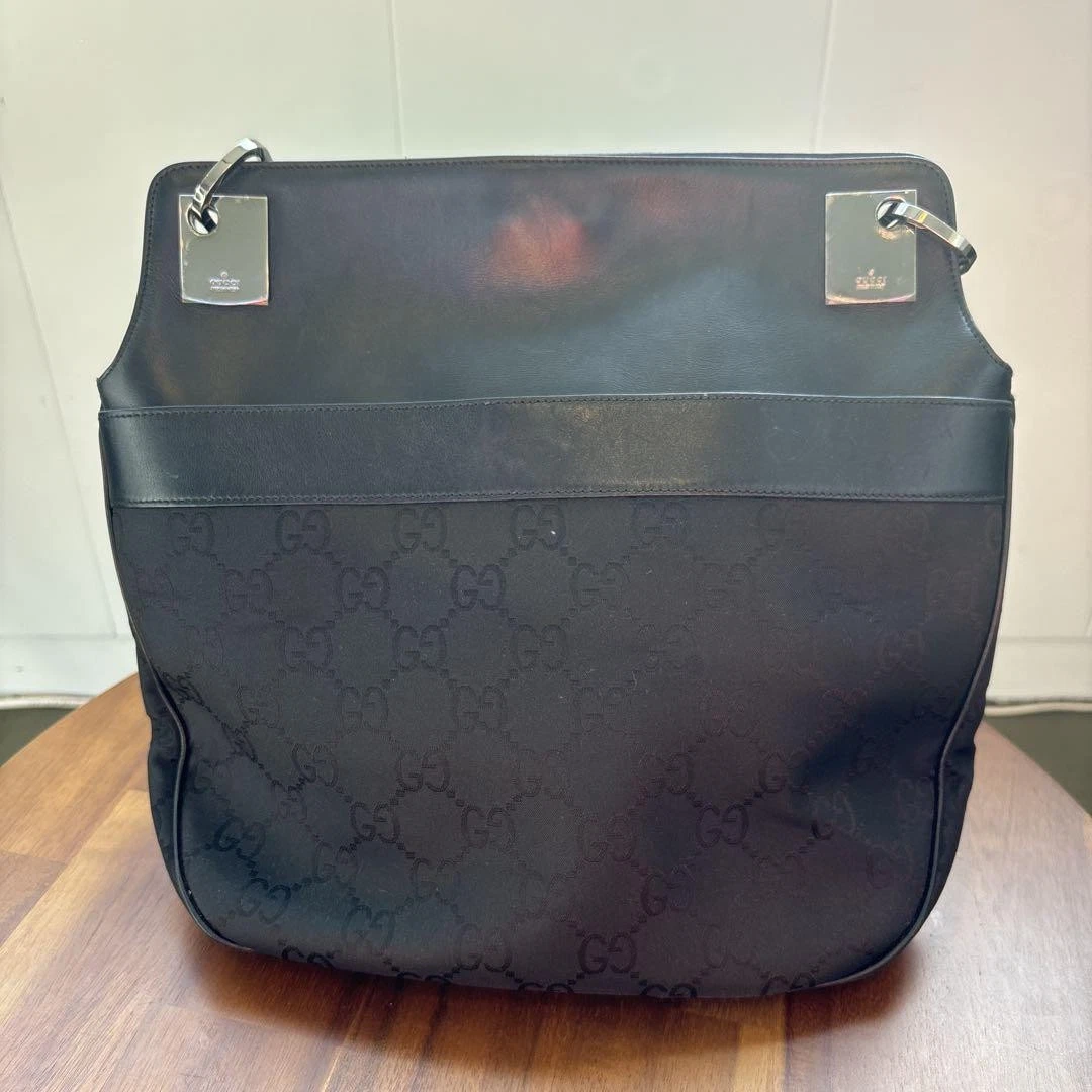 Sac à bandoulière noir motif Gucci Gg m2_0406