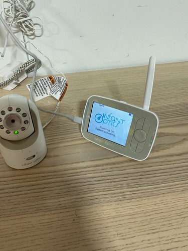 Infant Optics DXR-8 Baby Monitor and Camera