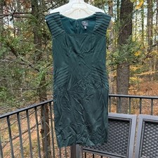 Adrianna Papell elegant green sleeveless dress zipper and hook/eye sz. 10